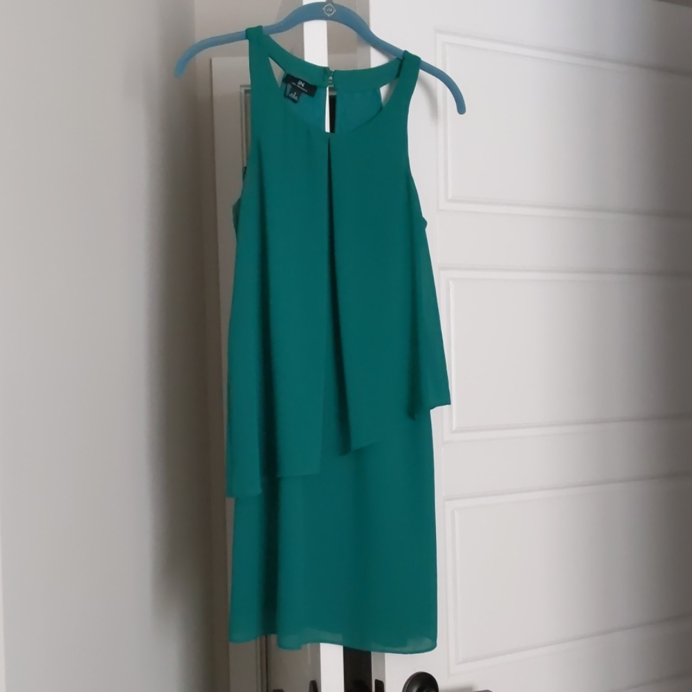 Formal Dress. Small. No wear or tear. Perfect condition.